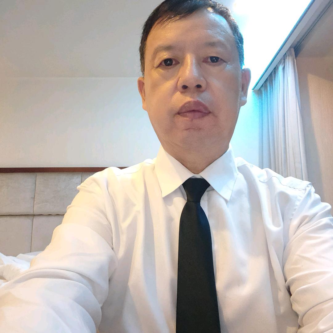 吕哥爱唱歌