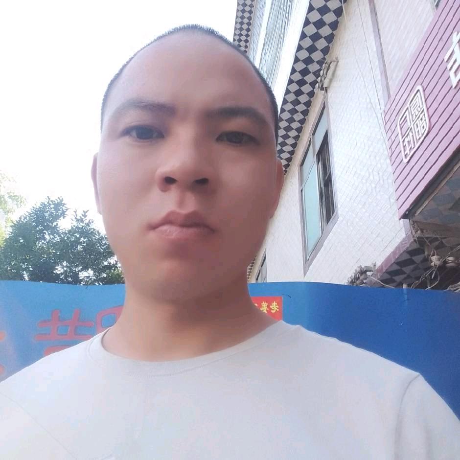 小徐维修摩托车,洗车
