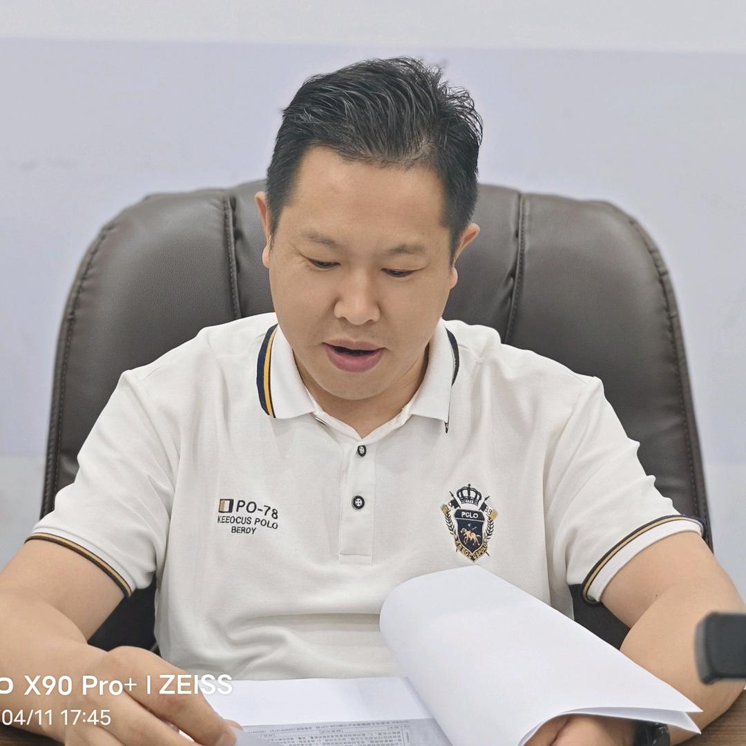 汉萨机械手机器人勇哥
