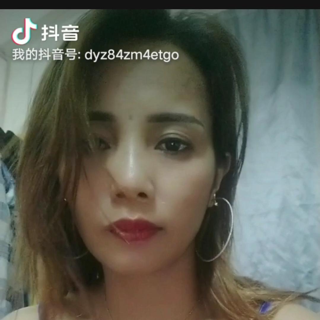 王丽英
