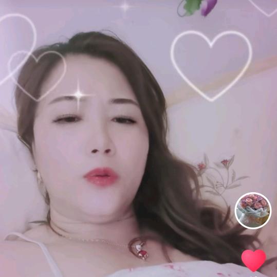 不喜欢孤独，却又害怕两个人相处