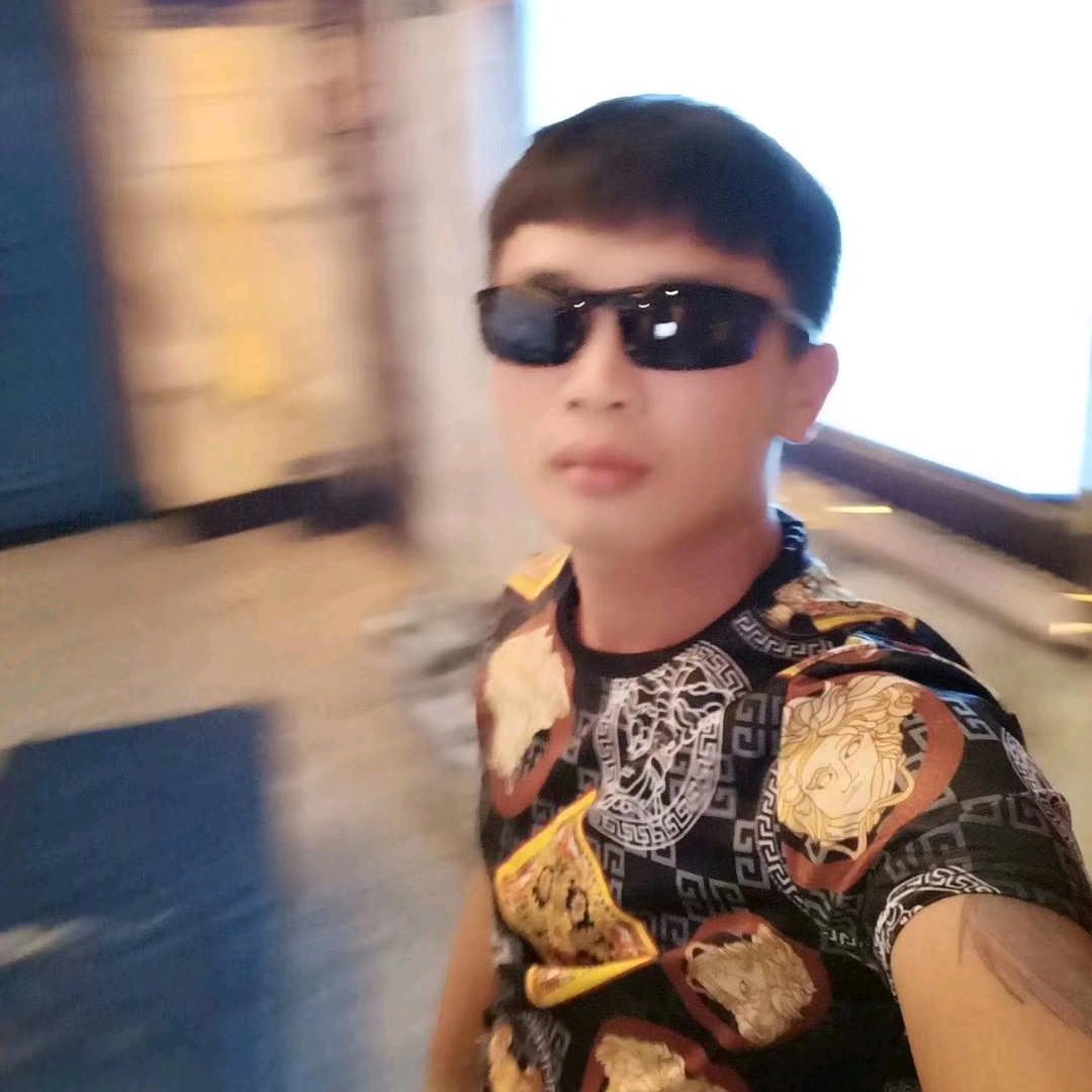 酒吧店长范总