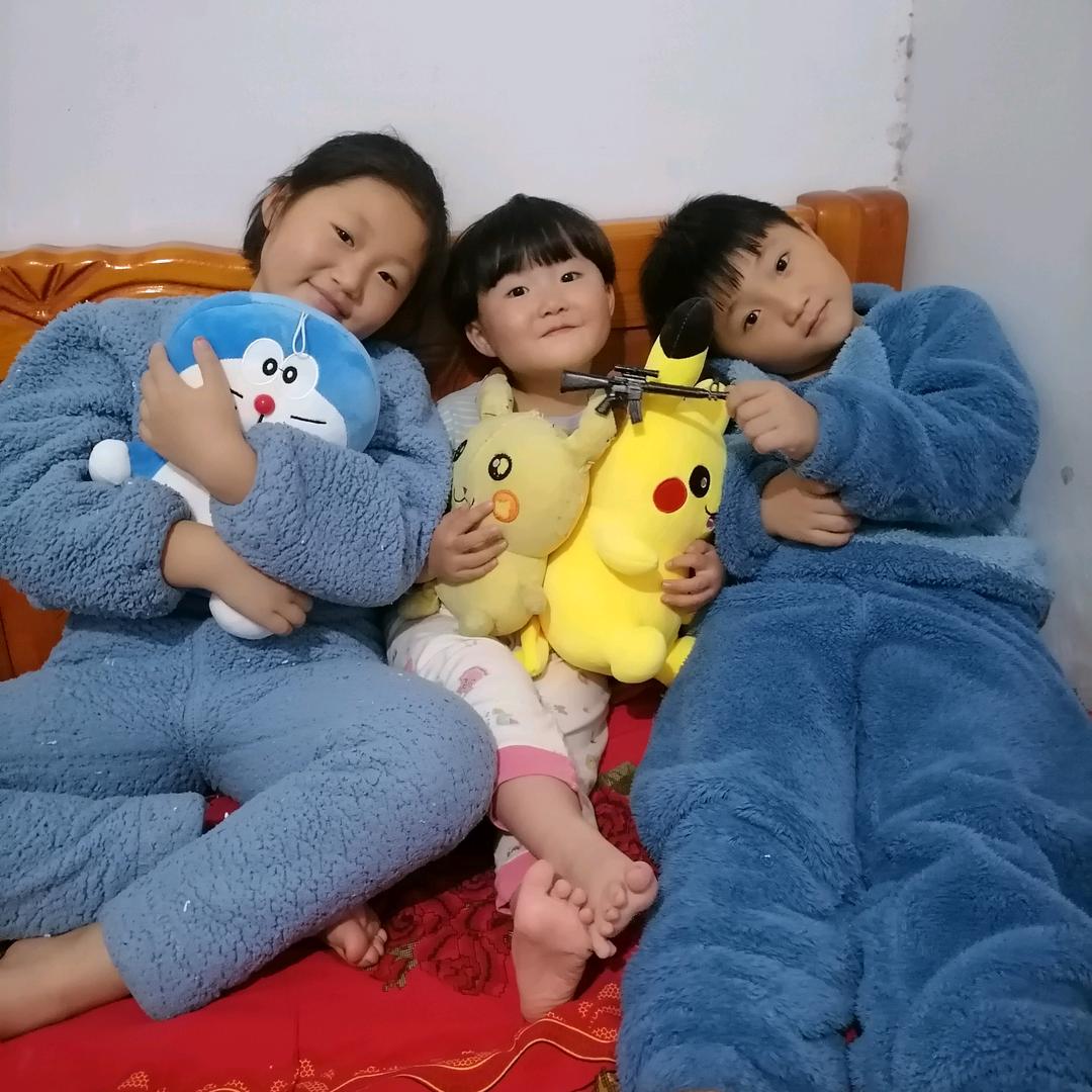 闫房思守