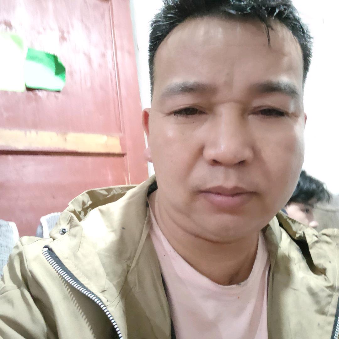 不张扬