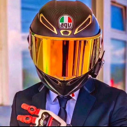 包子华雄🏍