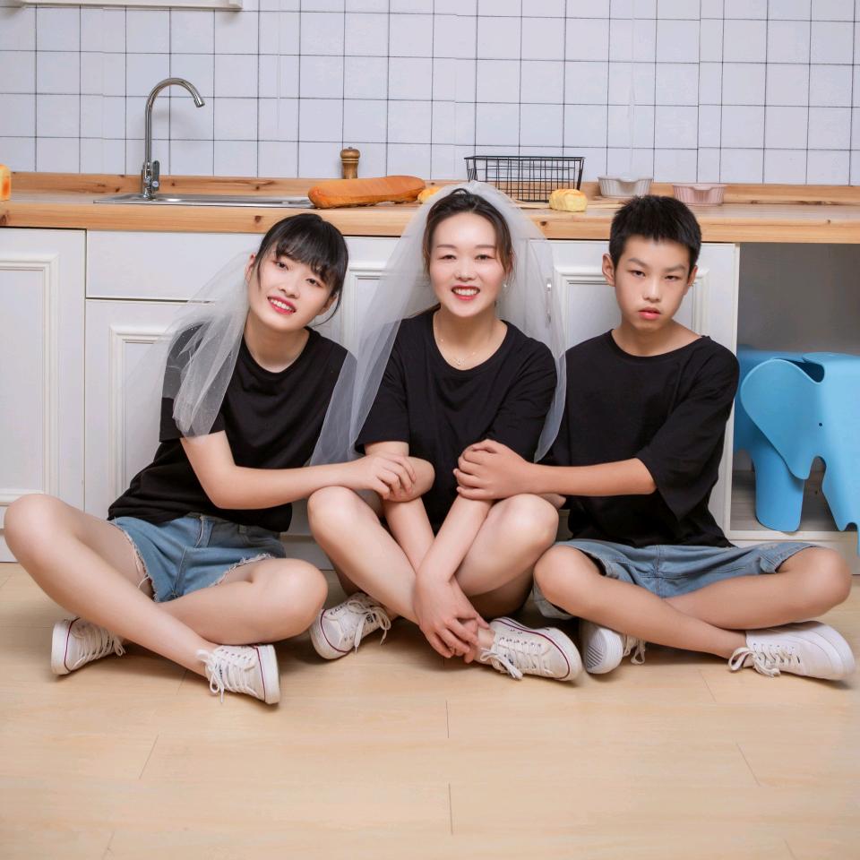 颖儿—（拒绝连赞）