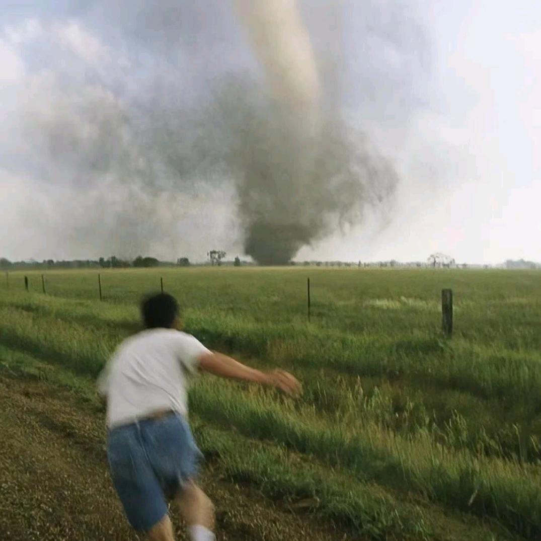 今夜给我留个门.