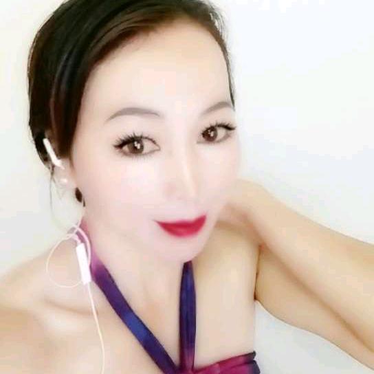 彝族小李姐