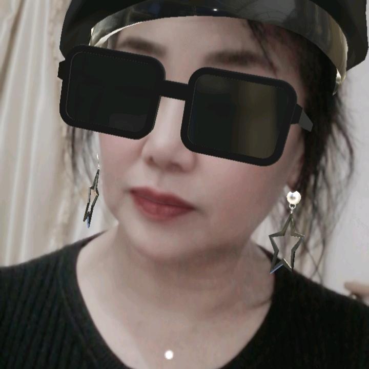 年年有余- ̗̀(๑ᵔ⌔ᵔ๑)