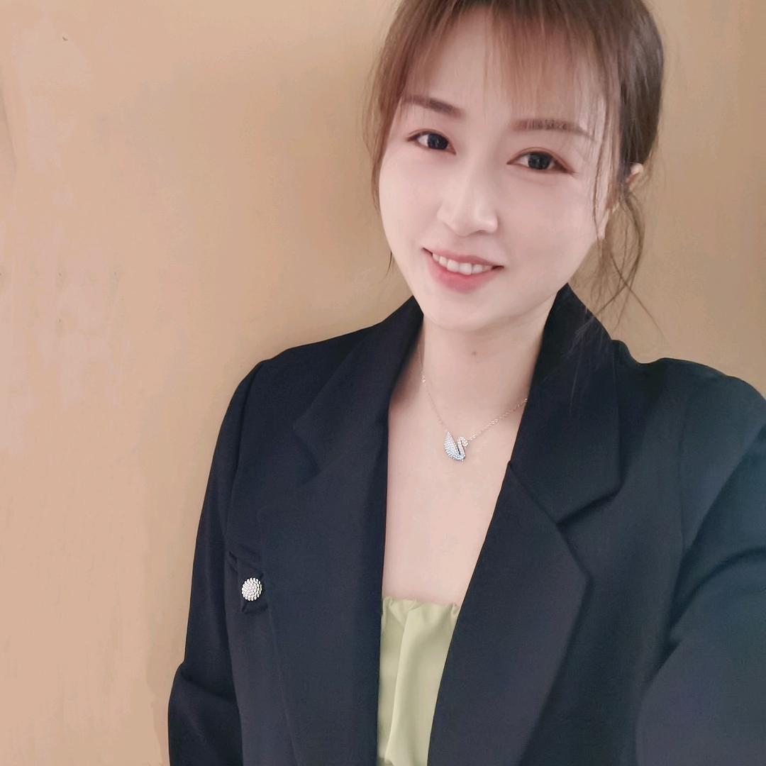 大霞在深圳宝安做美甲美睫（拾光）