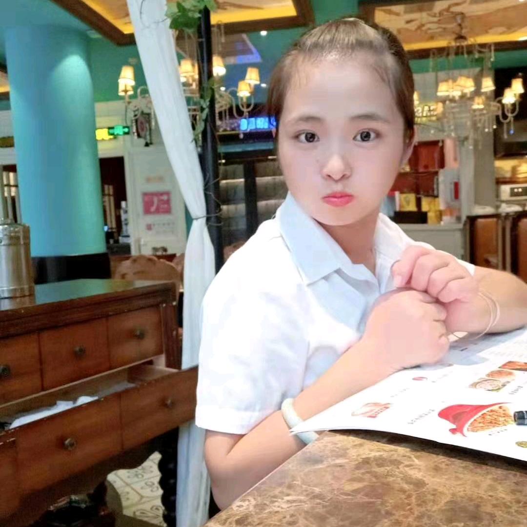 一帆夜宵丑丑的老板娘