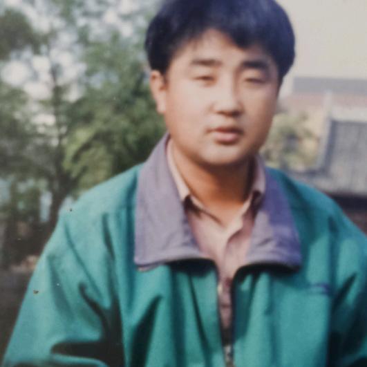 我在佛前坐着苦苦等了三千年