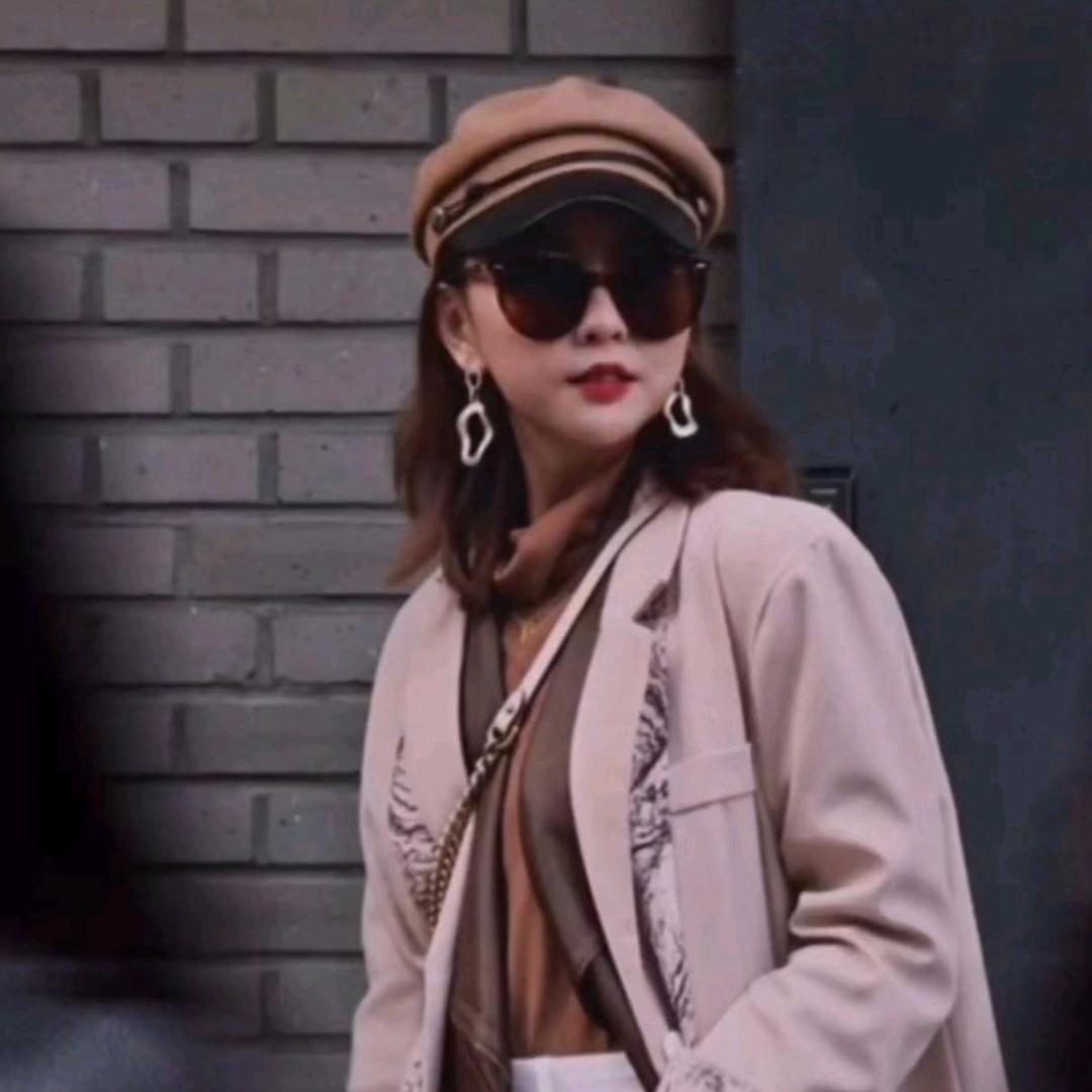 兰兰（好物在橱窗）