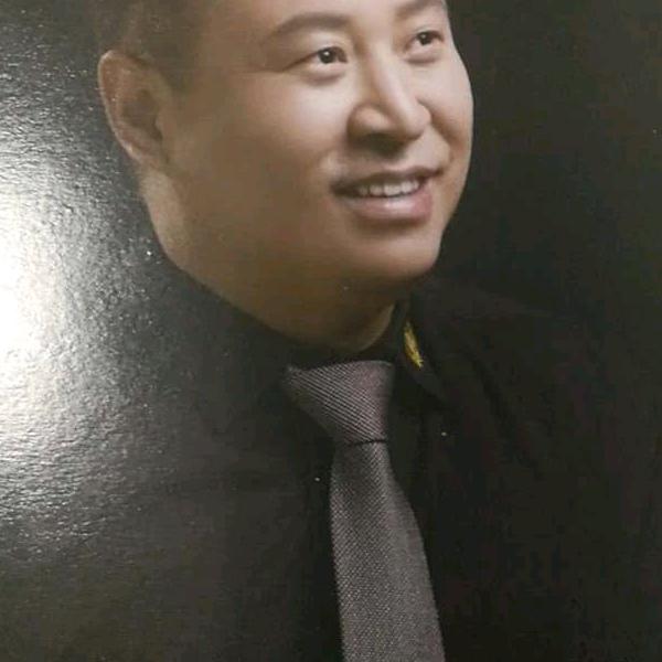 申杰（金伯爵）