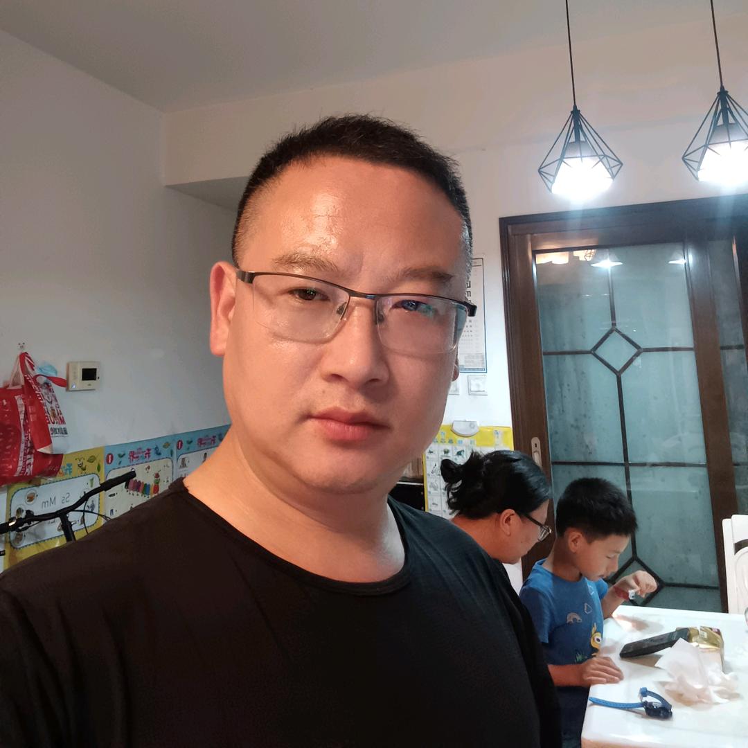 成都小区摆展家电清洗团队