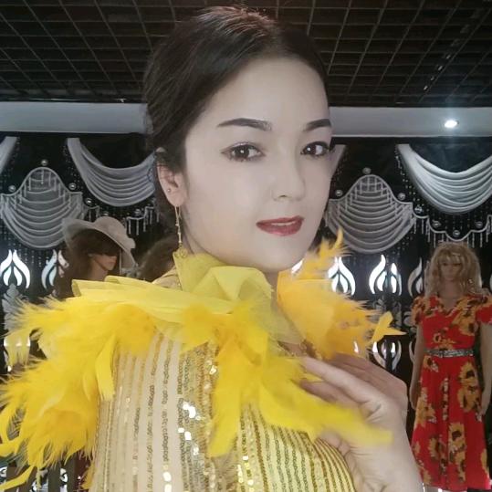 阿丽屯古丽服饰