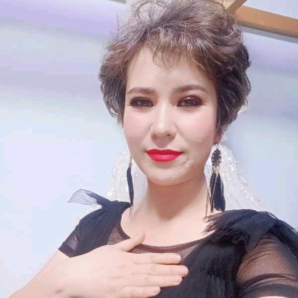 吾尼其古丽·库尔班