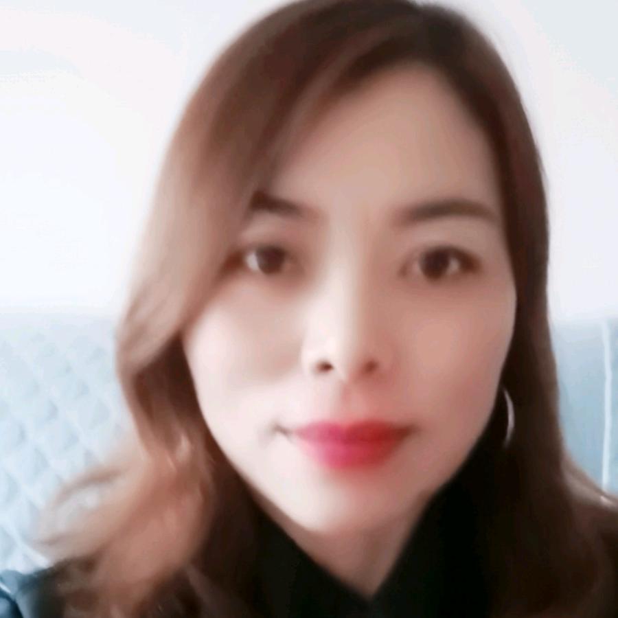 🐭你爱笑的蒋姐