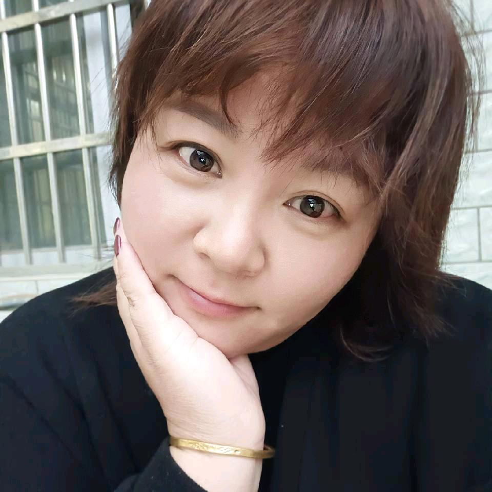 胖妞辉姐