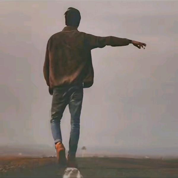 黄成
