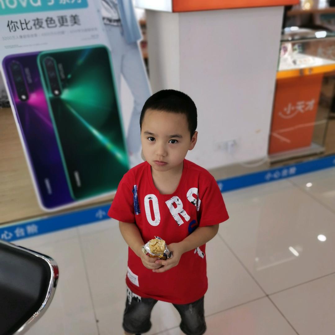 施南阿丁