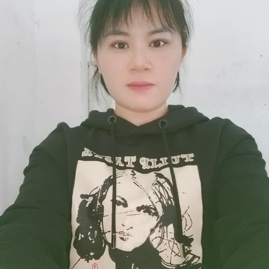 南宁市聚宝龙汽车灯罩 透镜专业批发