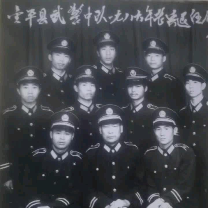 对越防御作战