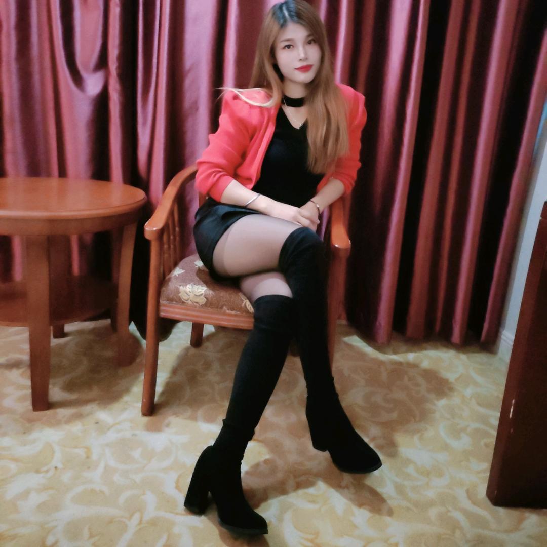 吴川塘尾爱美丽服装晚上8~10点直播