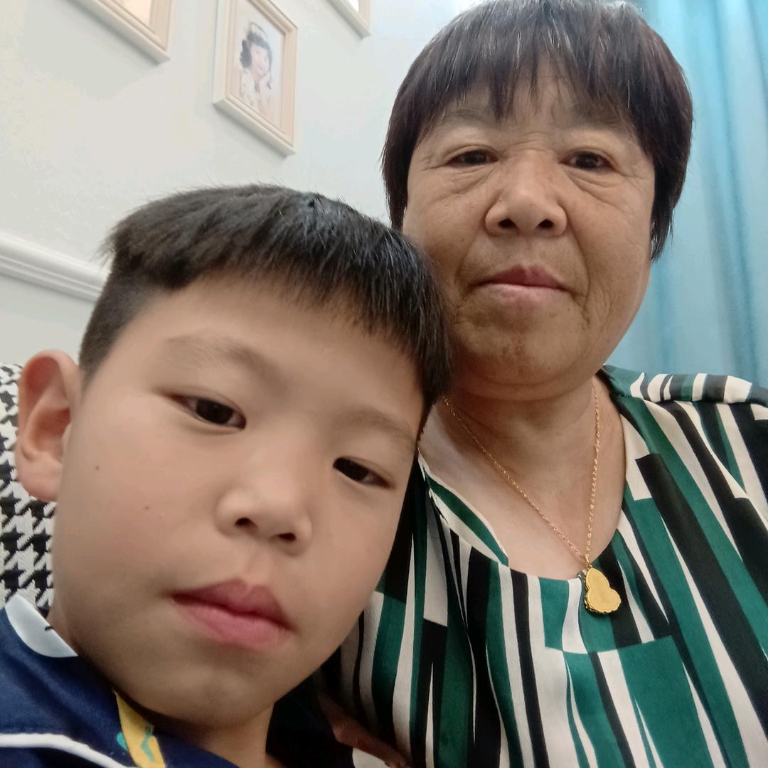 开心一家人