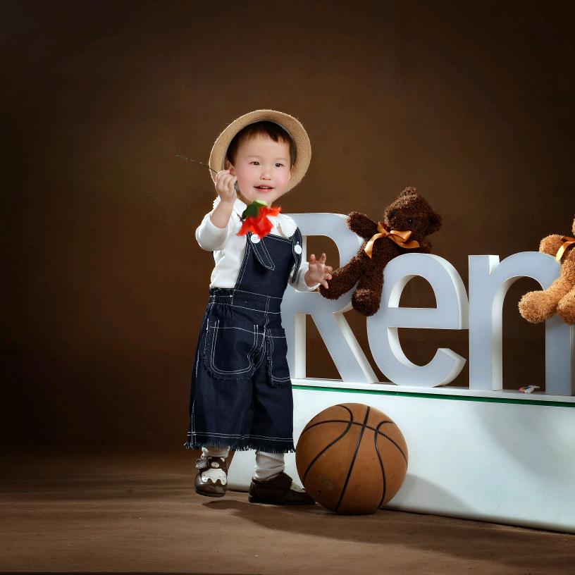 本是后山人，偶做前堂客