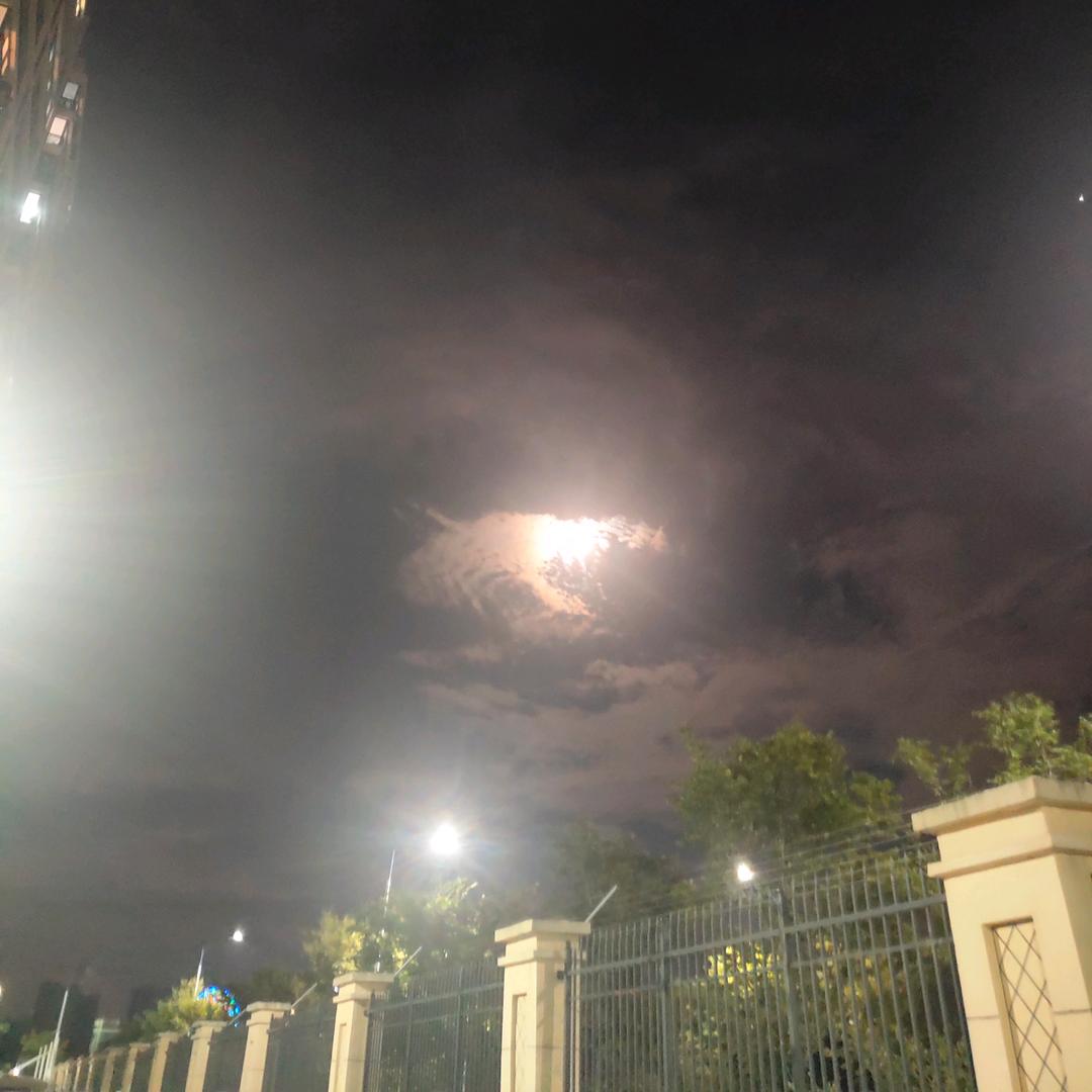 𝐡𝐞𝐥𝐥𝐨 ˒˒九月