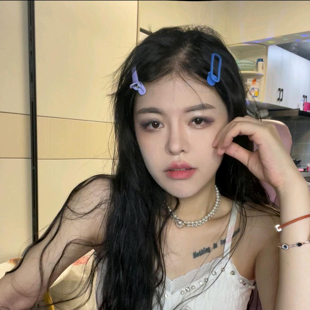 你女朋友叫冰冰吗