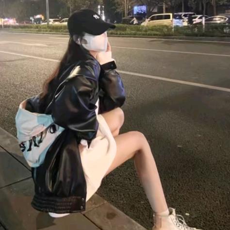 丢丢Diu_