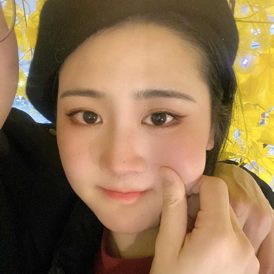 底波拉东阳市欣歌饰品有限公司饰品专卖店