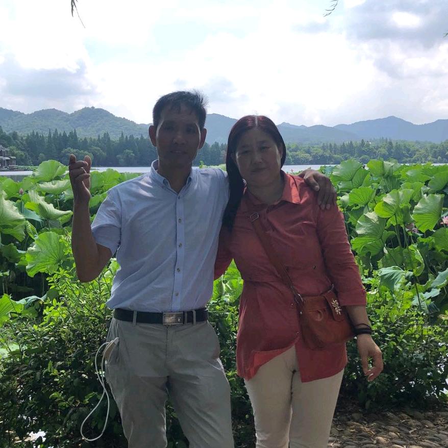 幸福一家人 😘