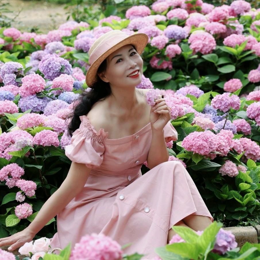 知足常乐🌹（可约拍)