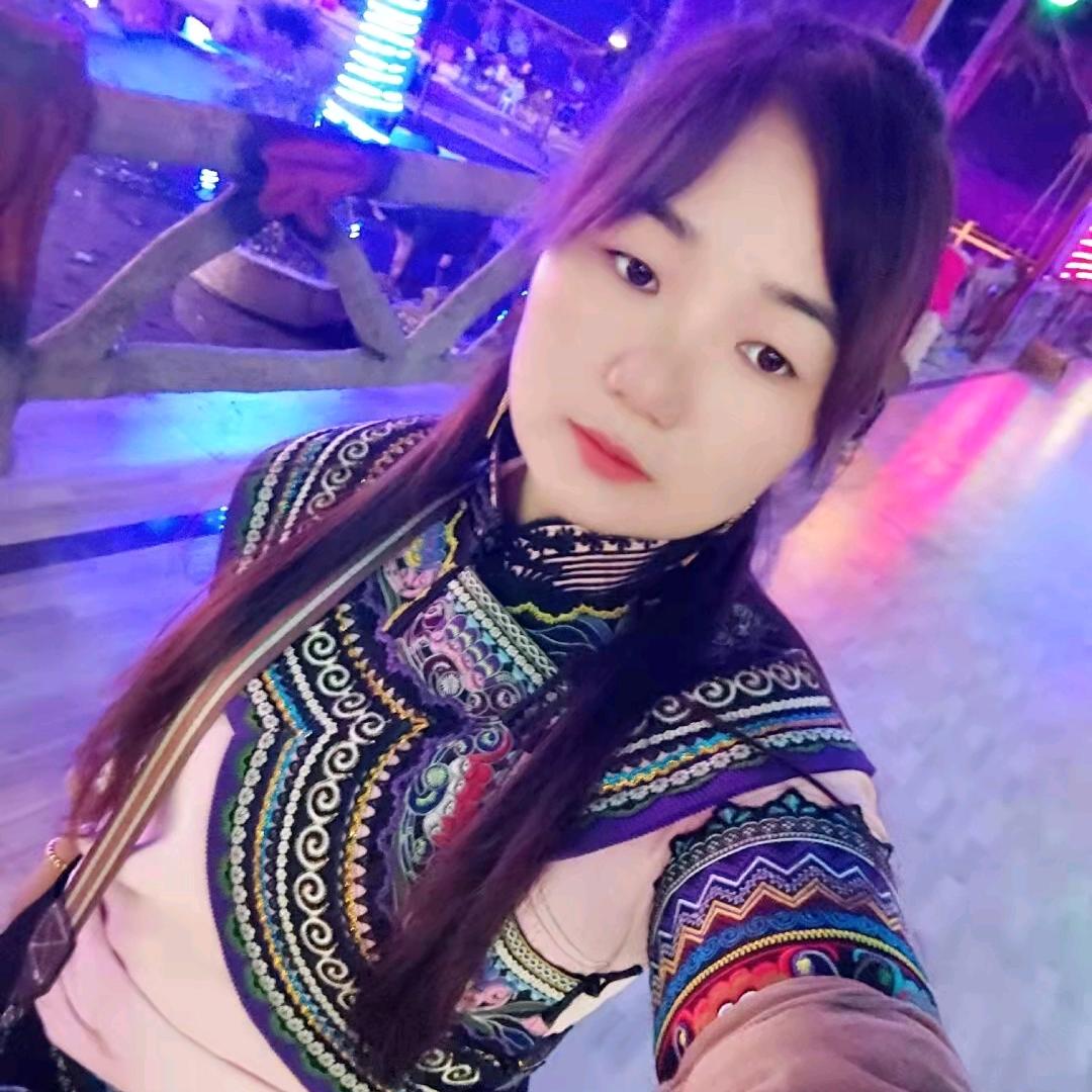 彝家姑娘💏