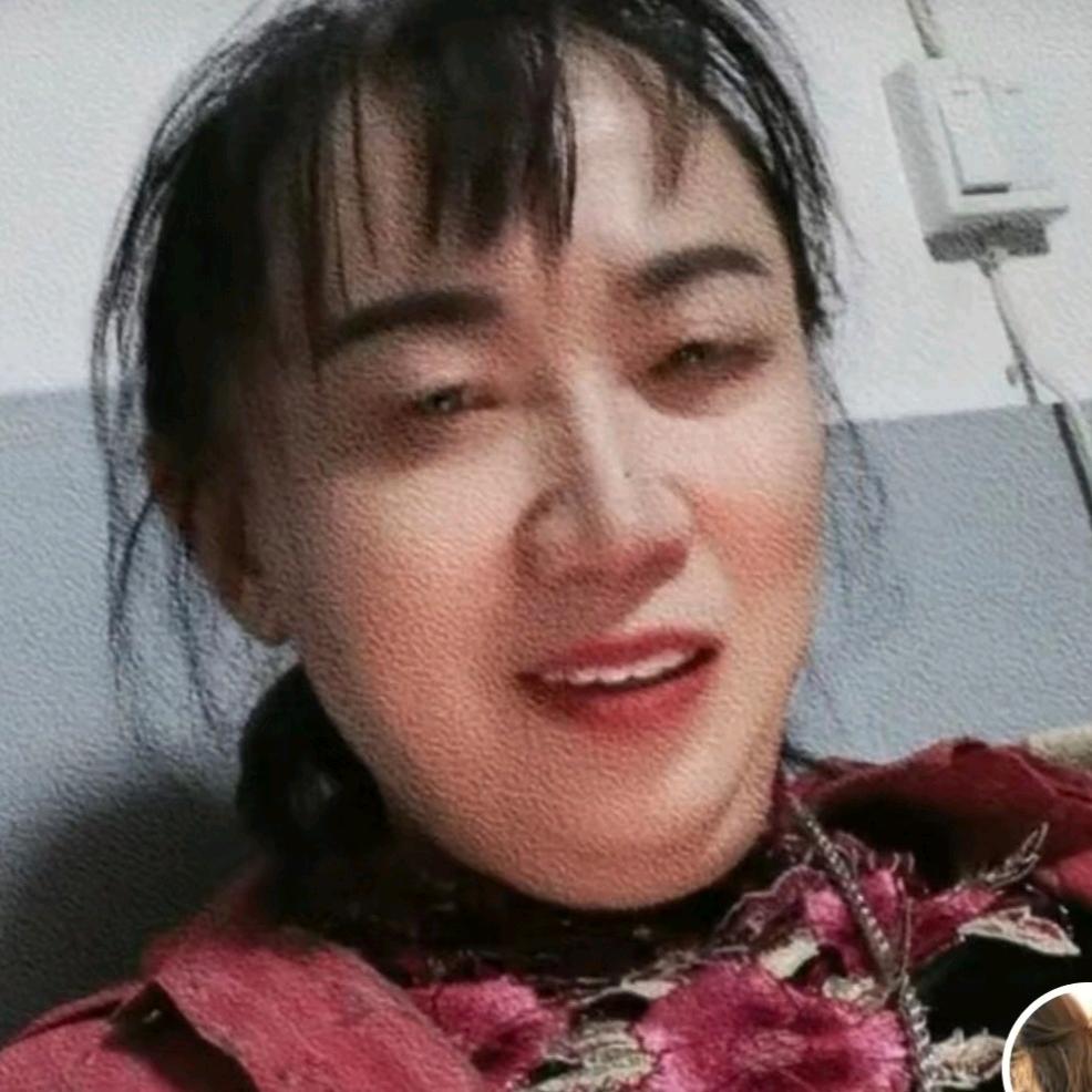 开心李姐😊😊