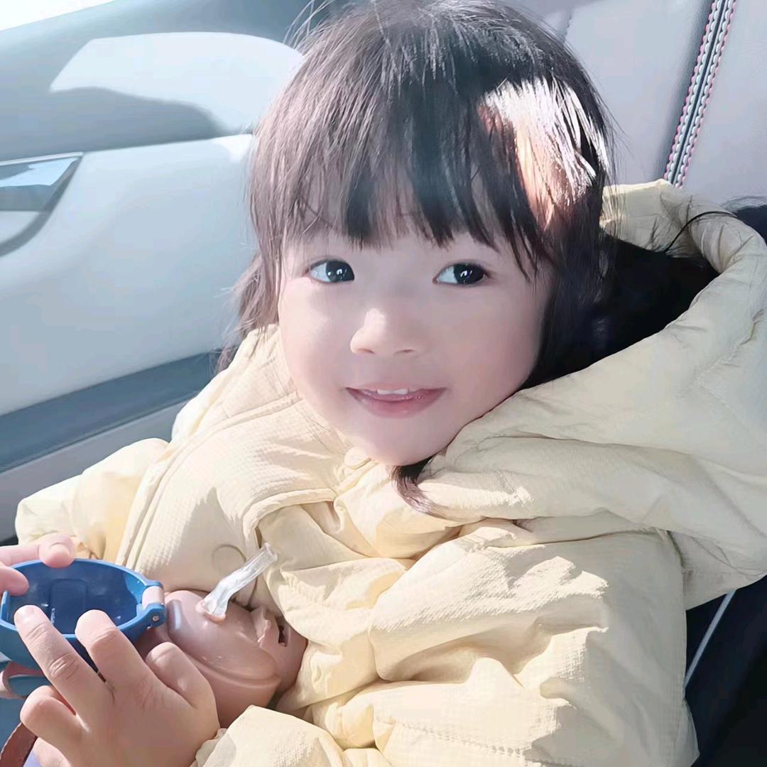 海阔凭鱼跃，天高任鸟飞。