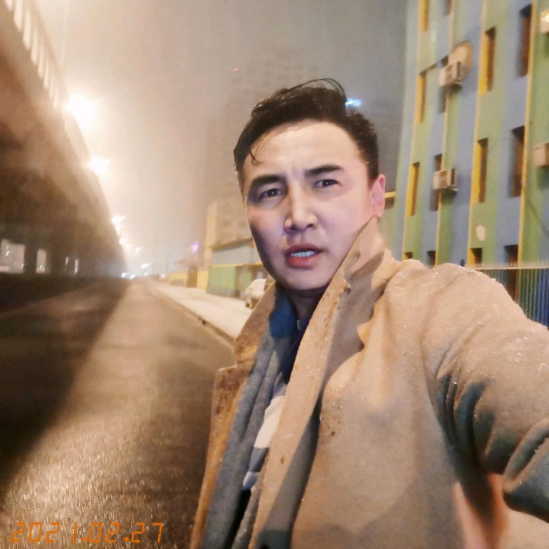 胡斯勒
