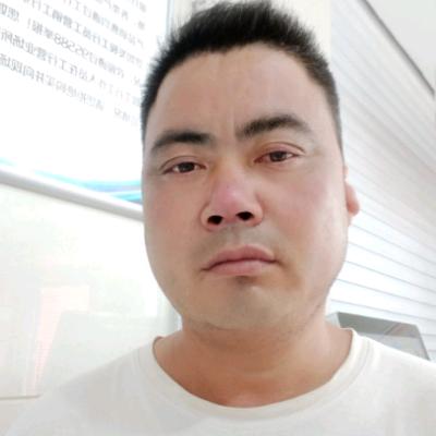废塑料小哥