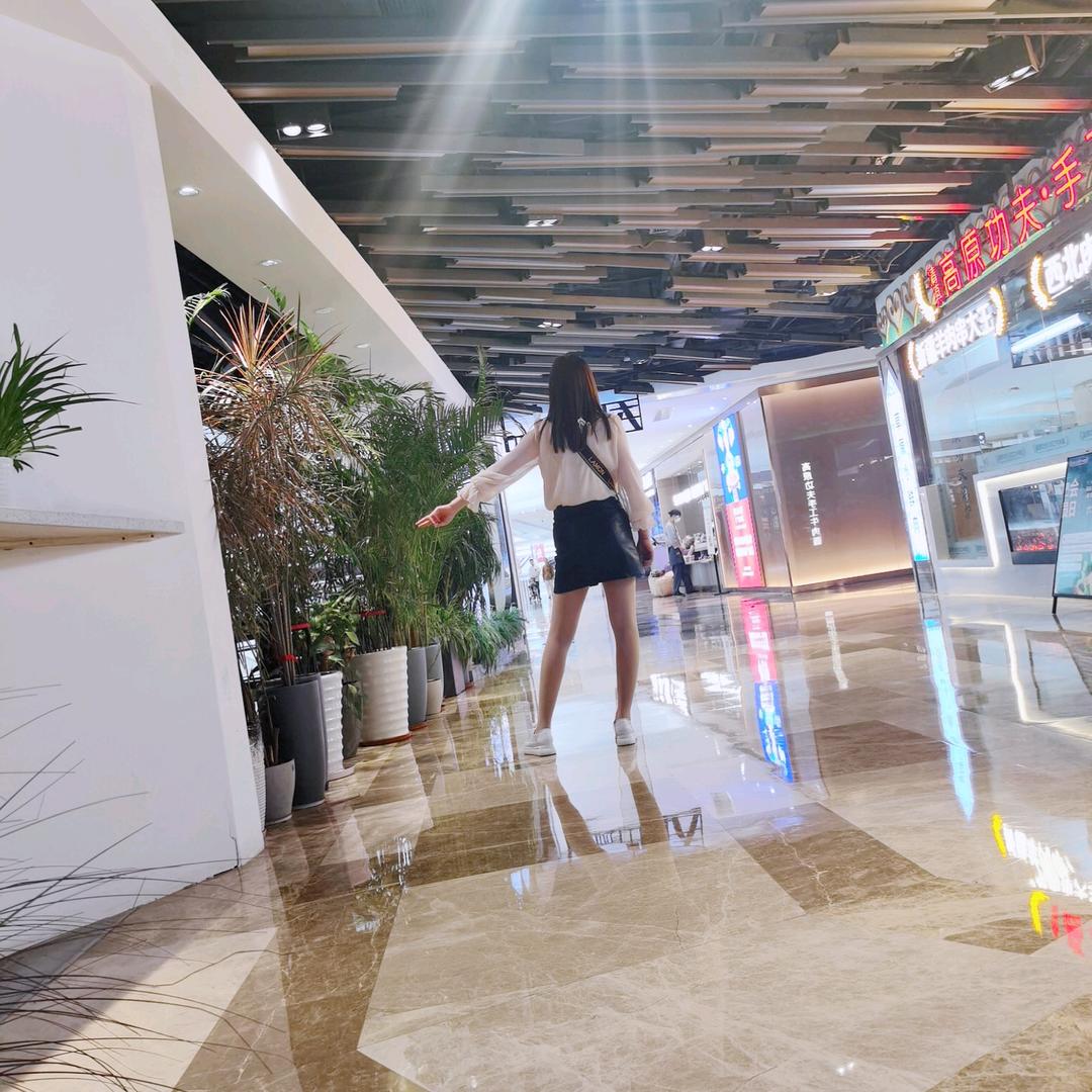小时候的玲姑娘