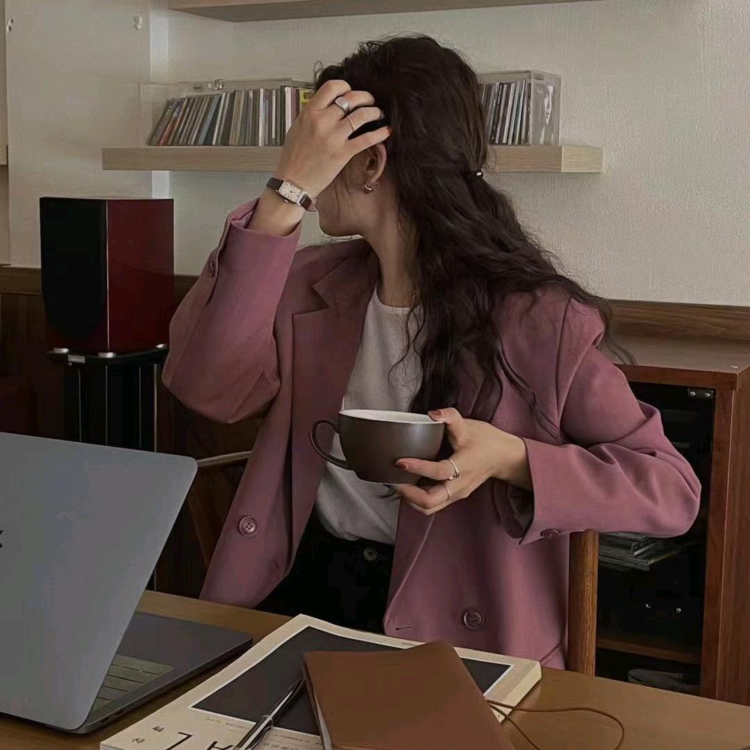 集美女装工作室✨