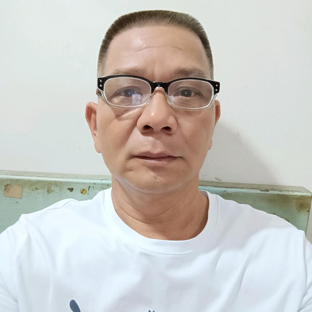 的士波