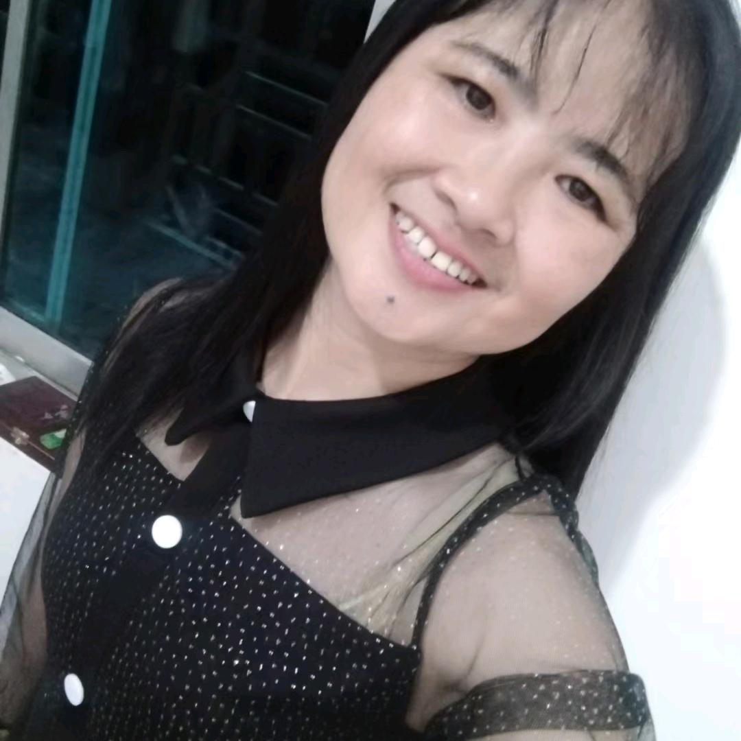 杨小琴《卤肉店》和《凉拌菜》《蒸菜》