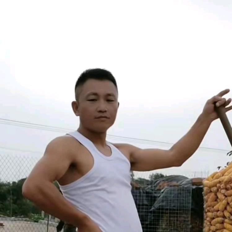 青岛腿哥