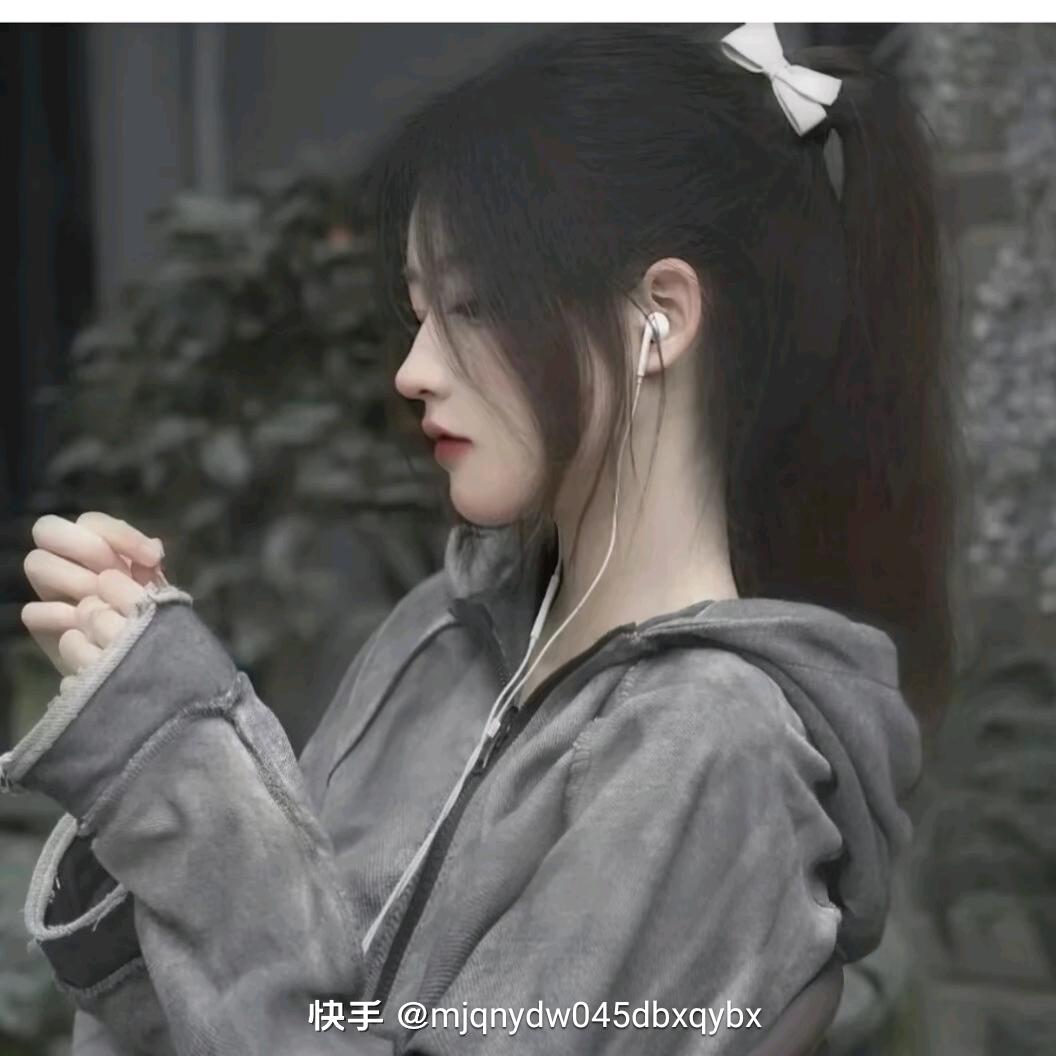 蓝天的鲜花