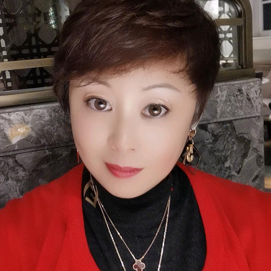 英子姐姐🌹