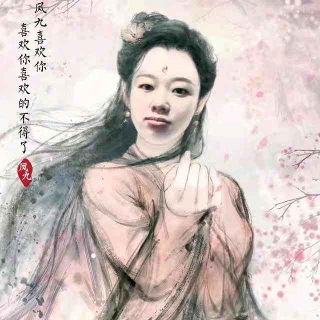 开心的小女孩