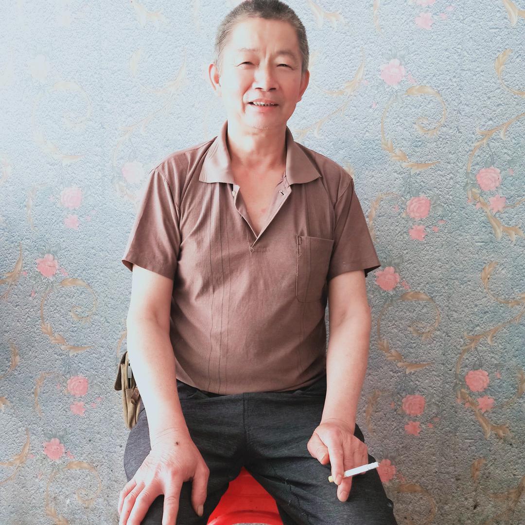 阳山水口，学校对面 ，付竹佬